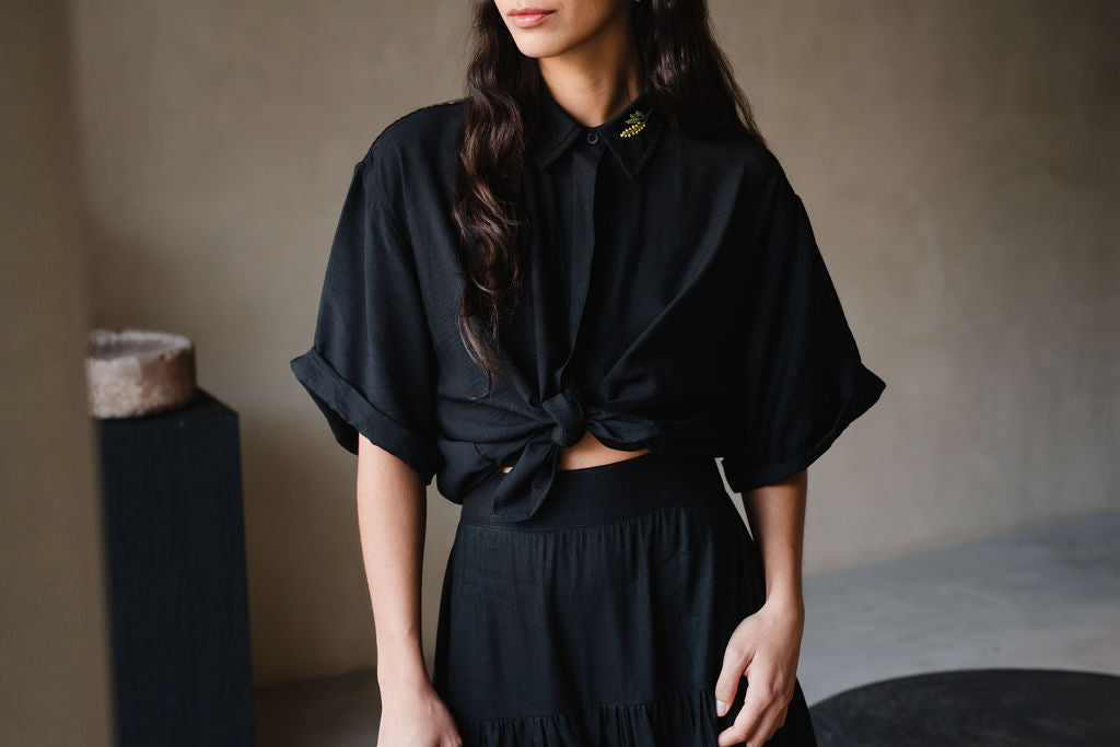 Short-sleeved linen shirt