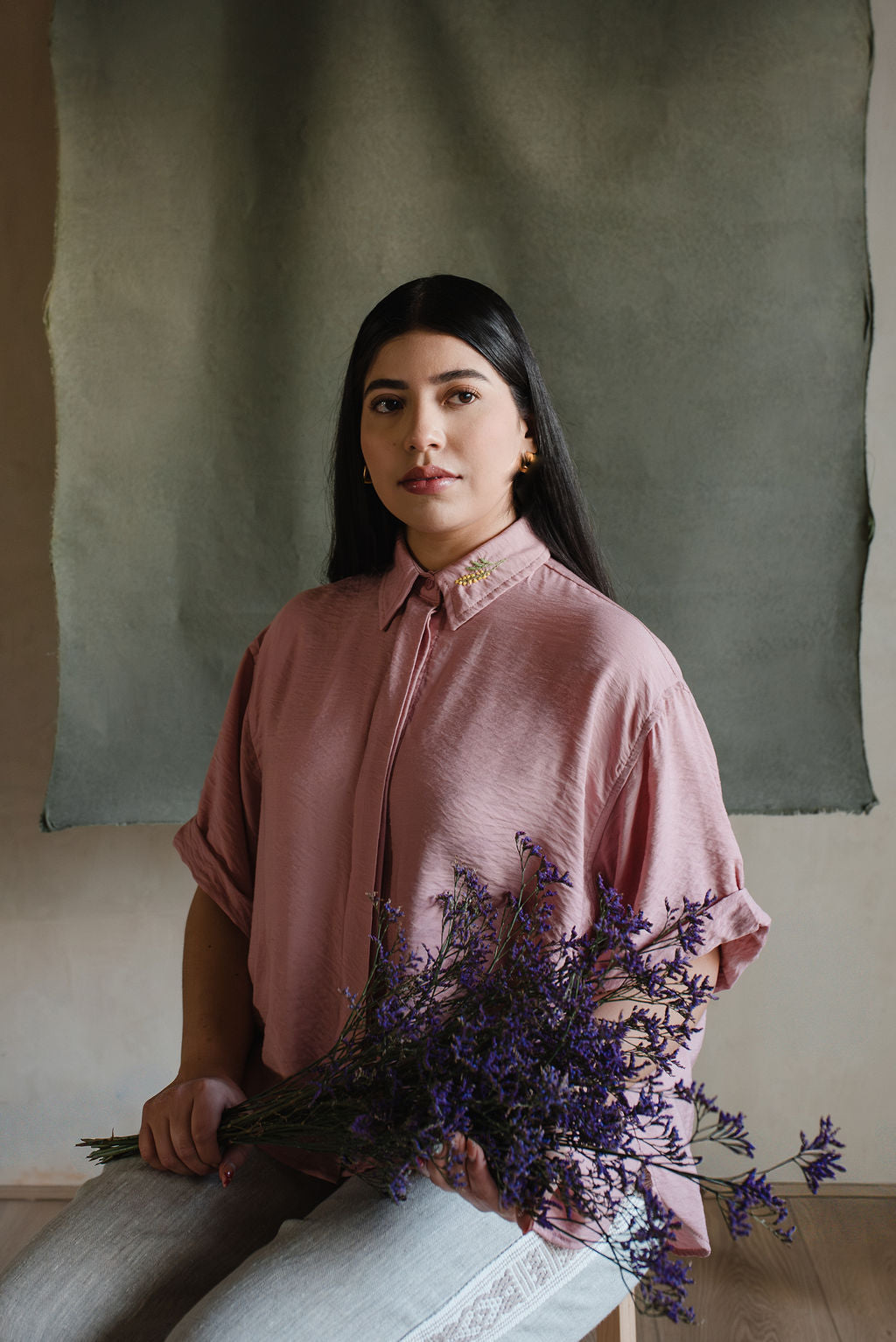 Short-sleeved linen shirt