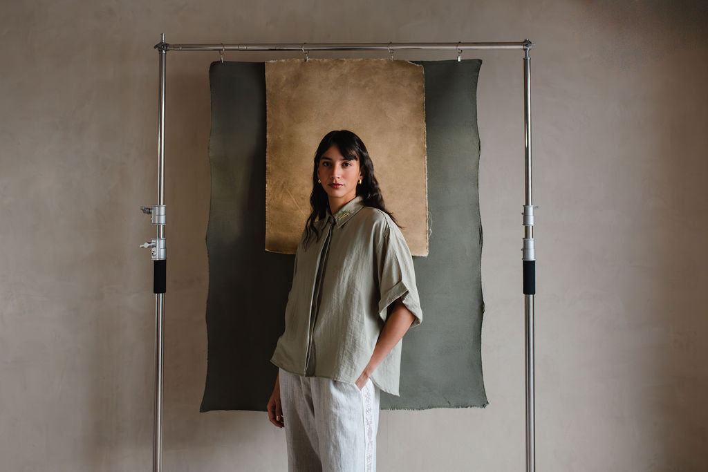 Short-sleeved linen shirt