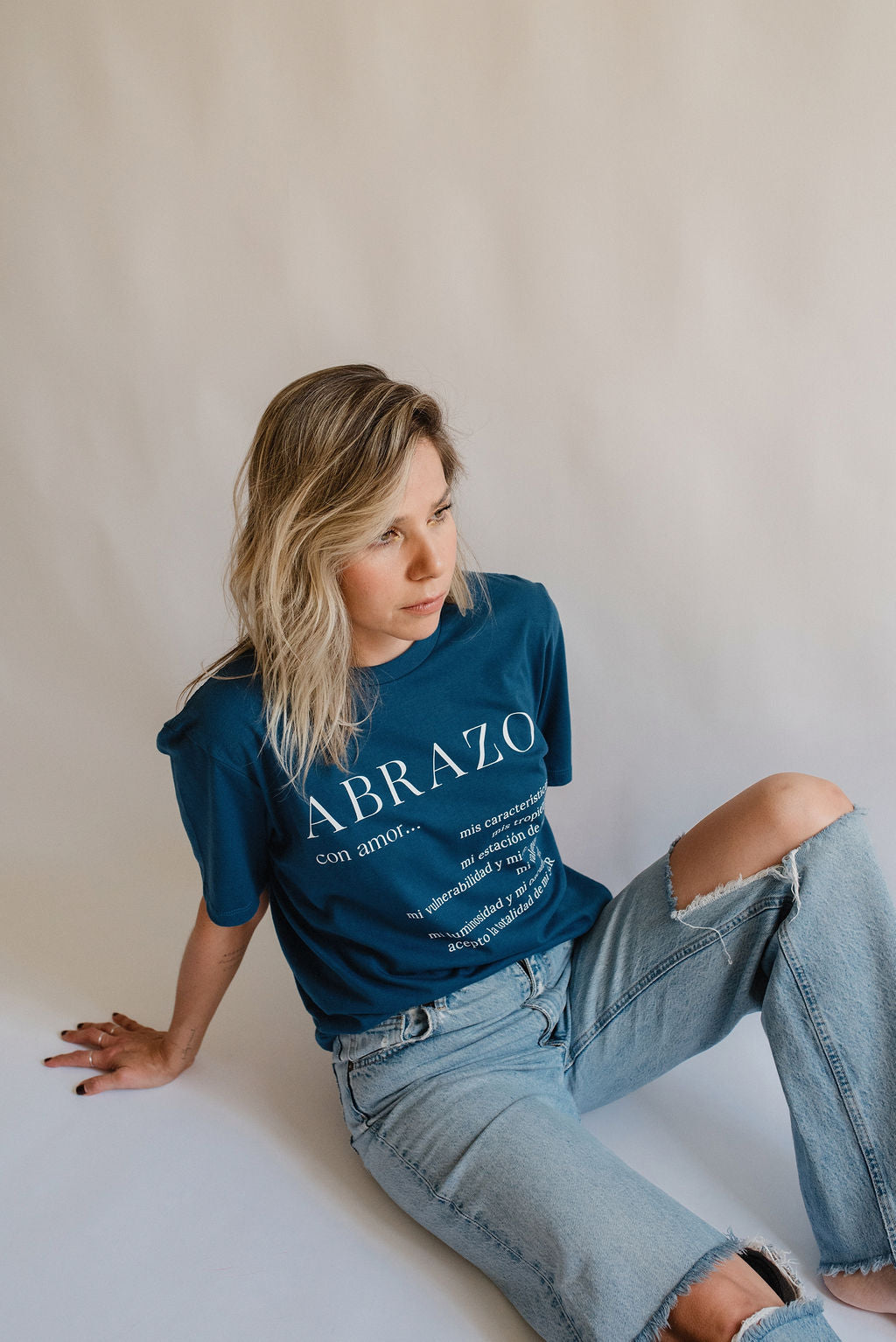 Playera Abrazo Azul Índigo