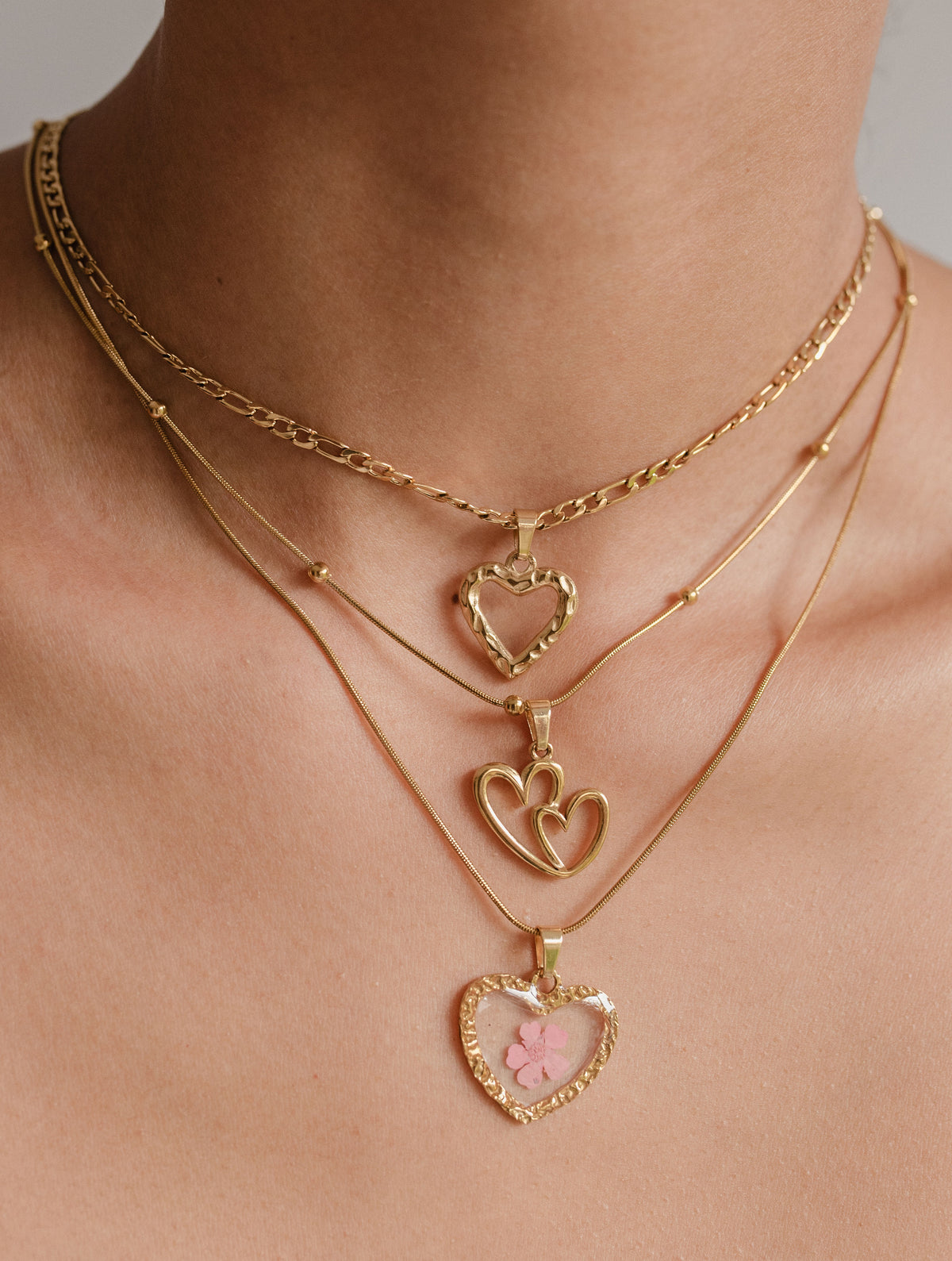 Collar Triple Corazón Rosa D44