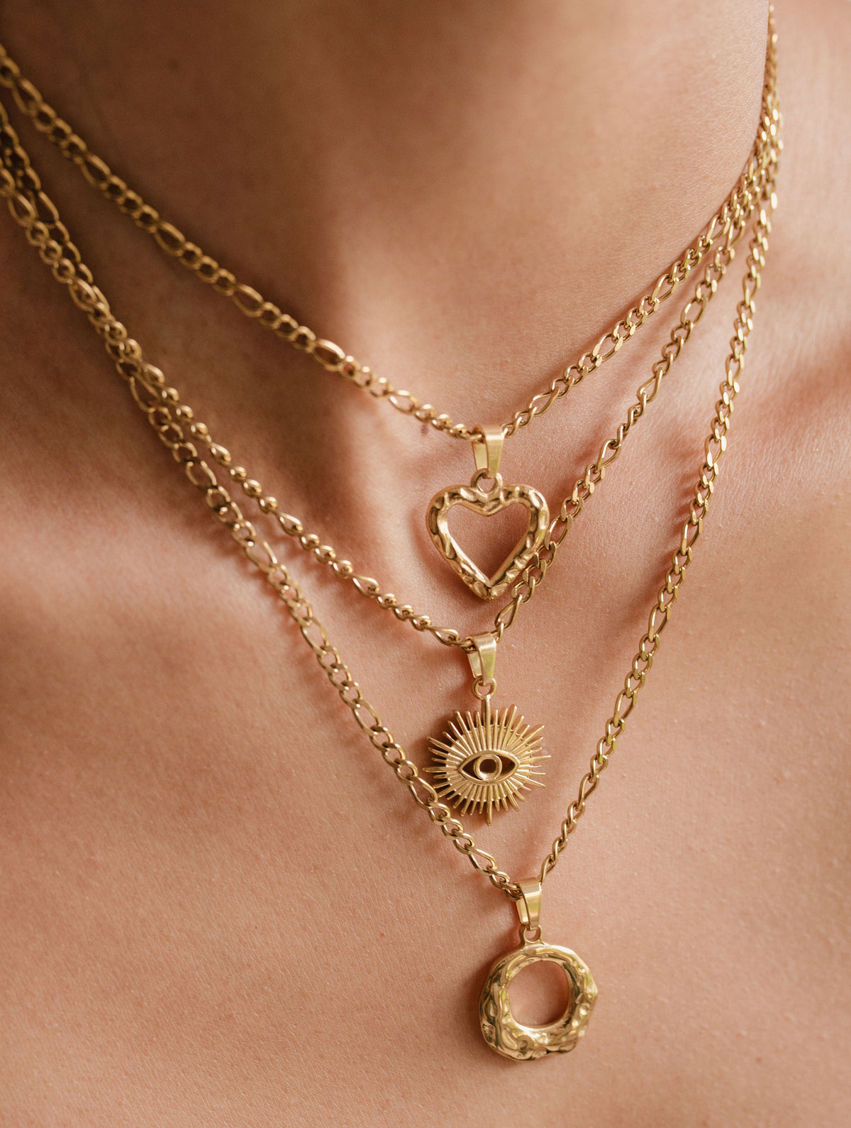 Collar Triple Corazón Sol y Círculo D36