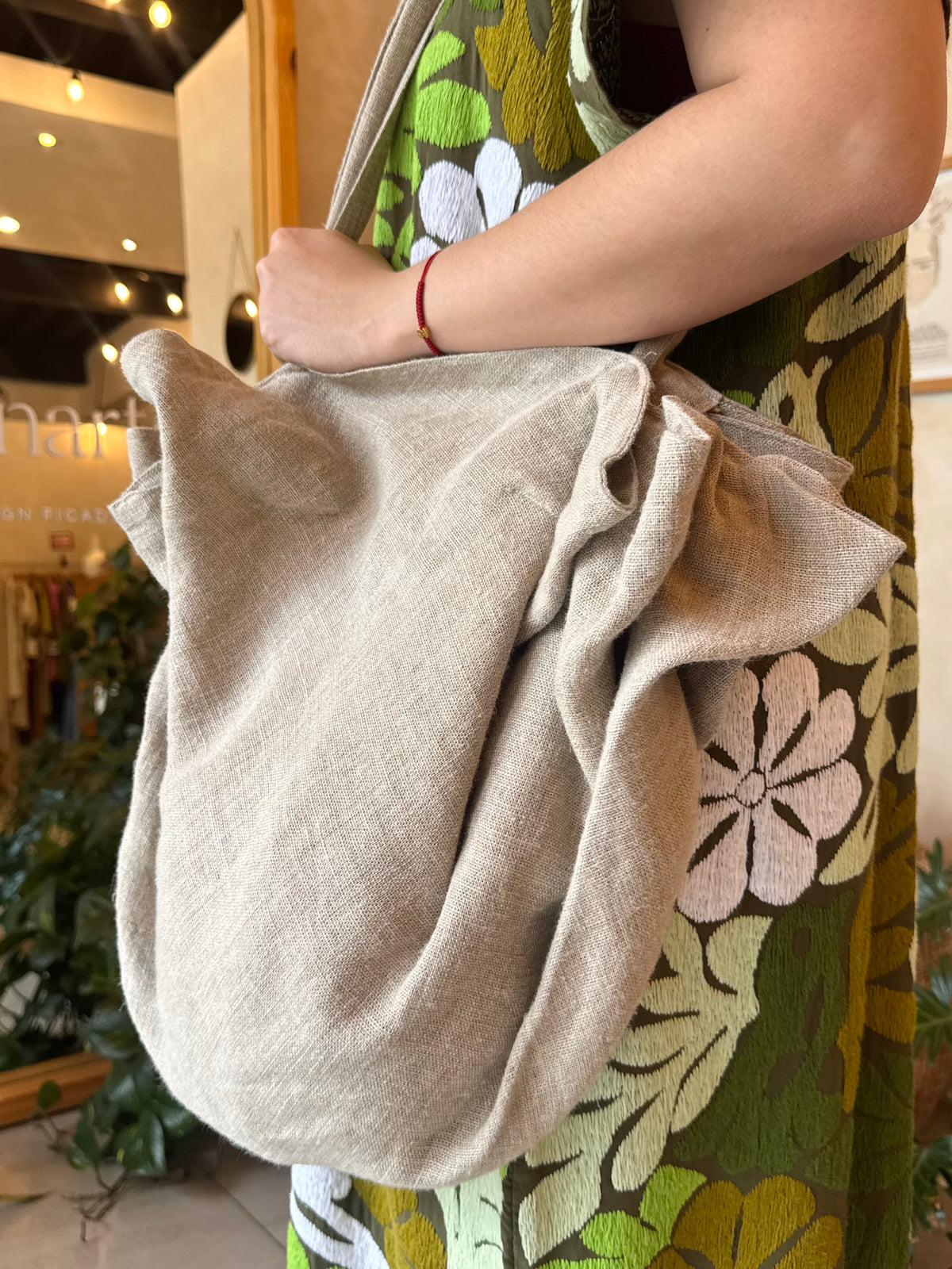 Jalieza Tote Bag