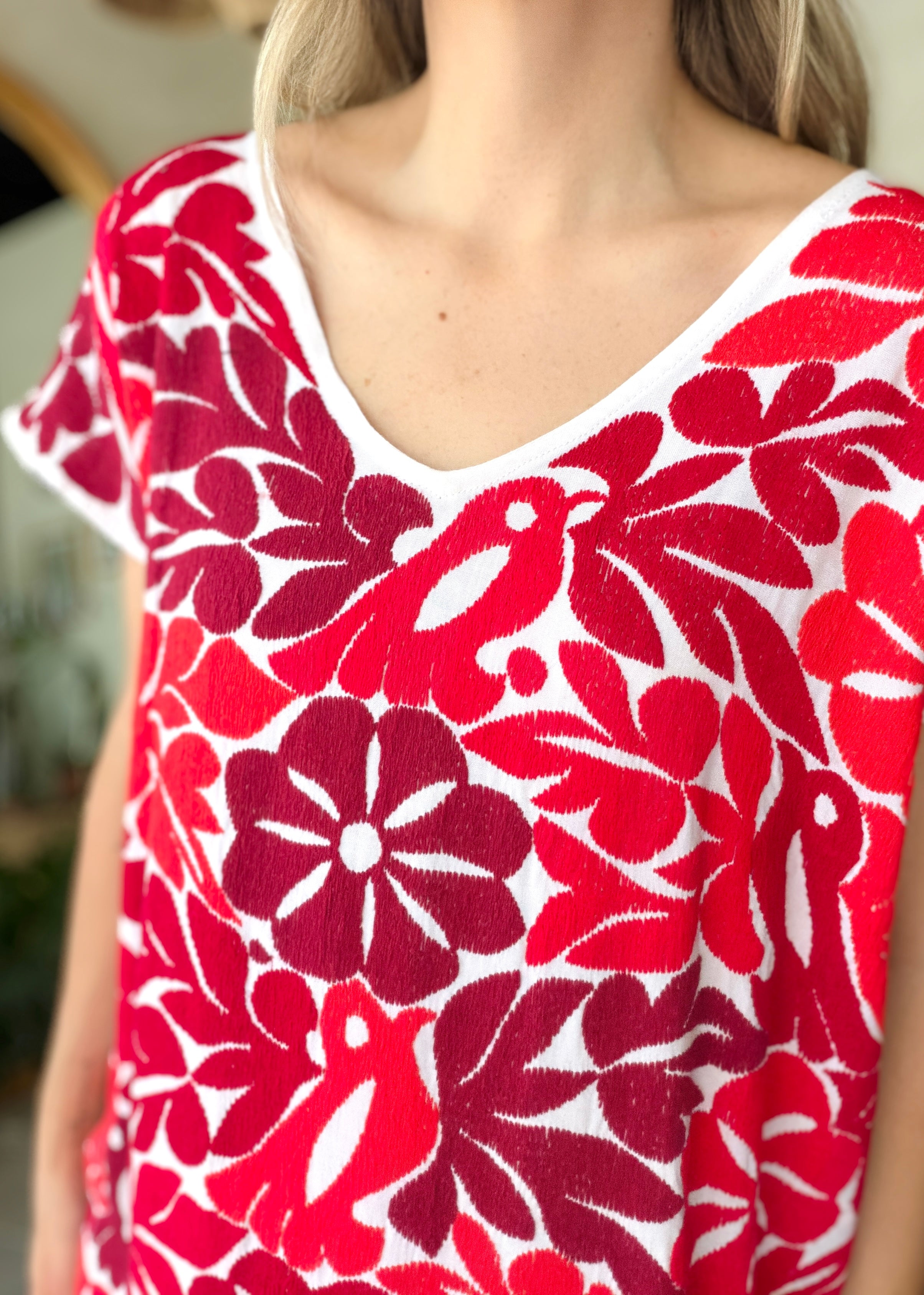 Huipil Jalapa Blanco/ Rojos