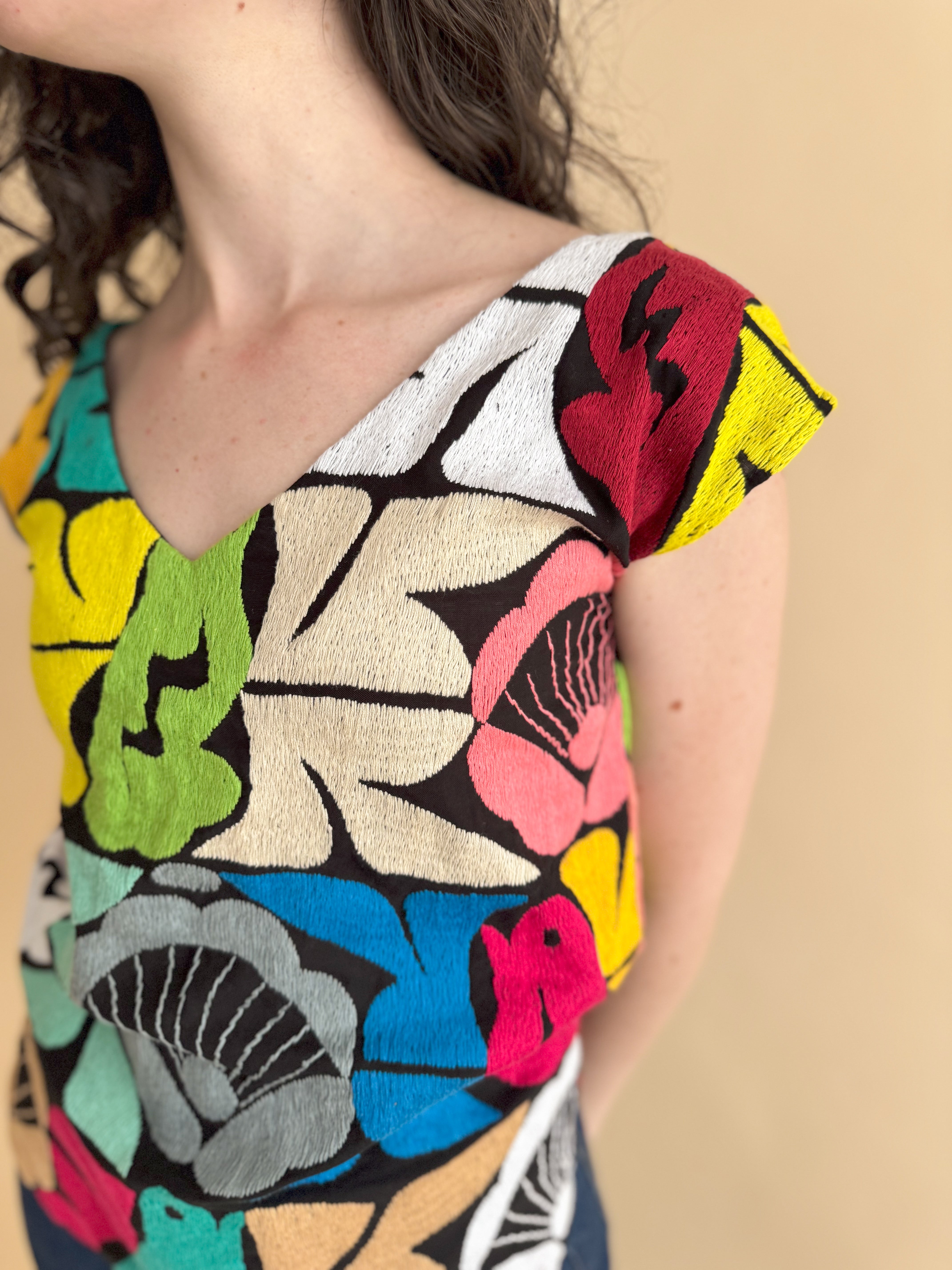 Jalapa V Black Multicolor Blouse