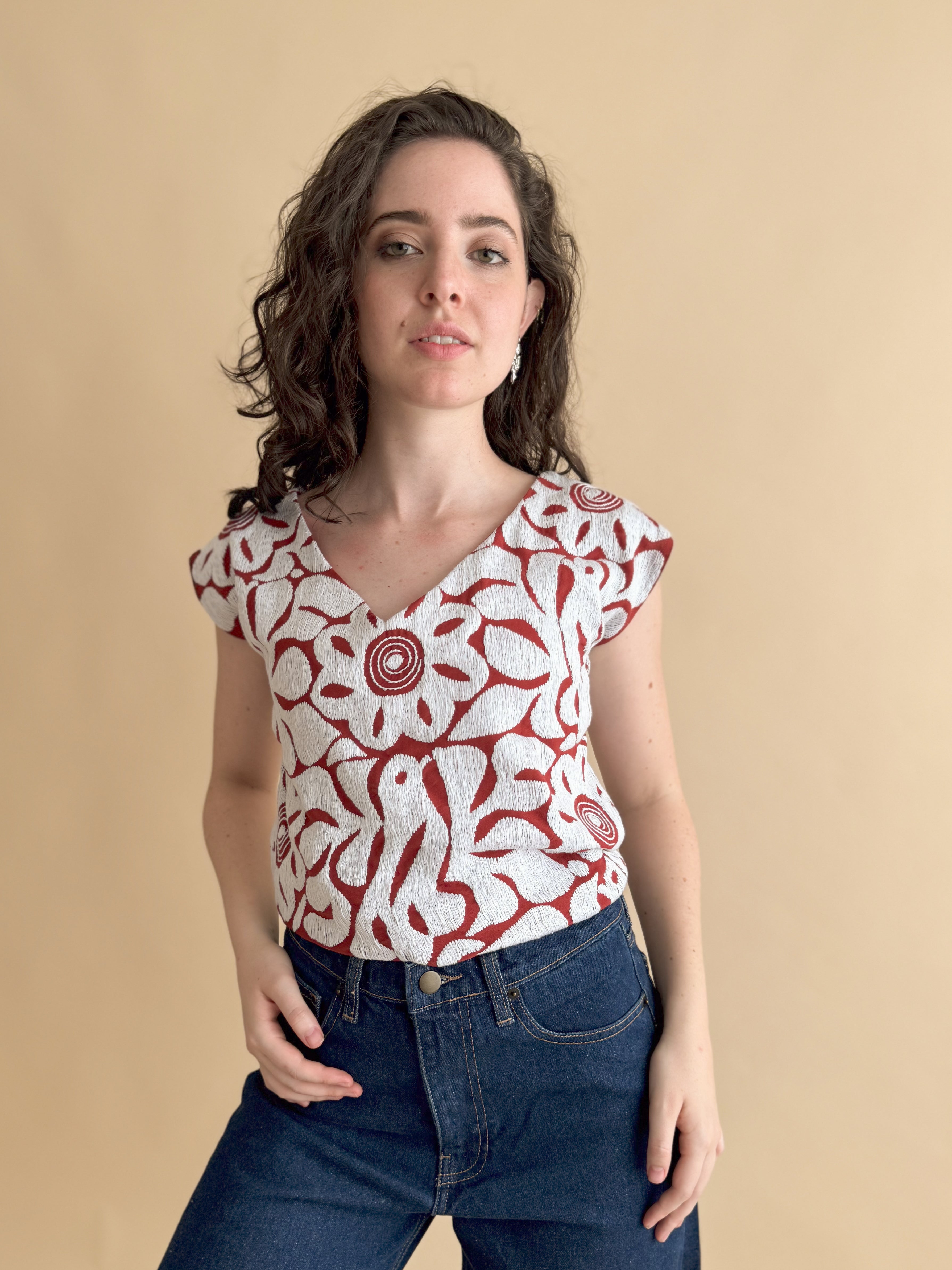 Blusa Jalapa V Tinto Blanco