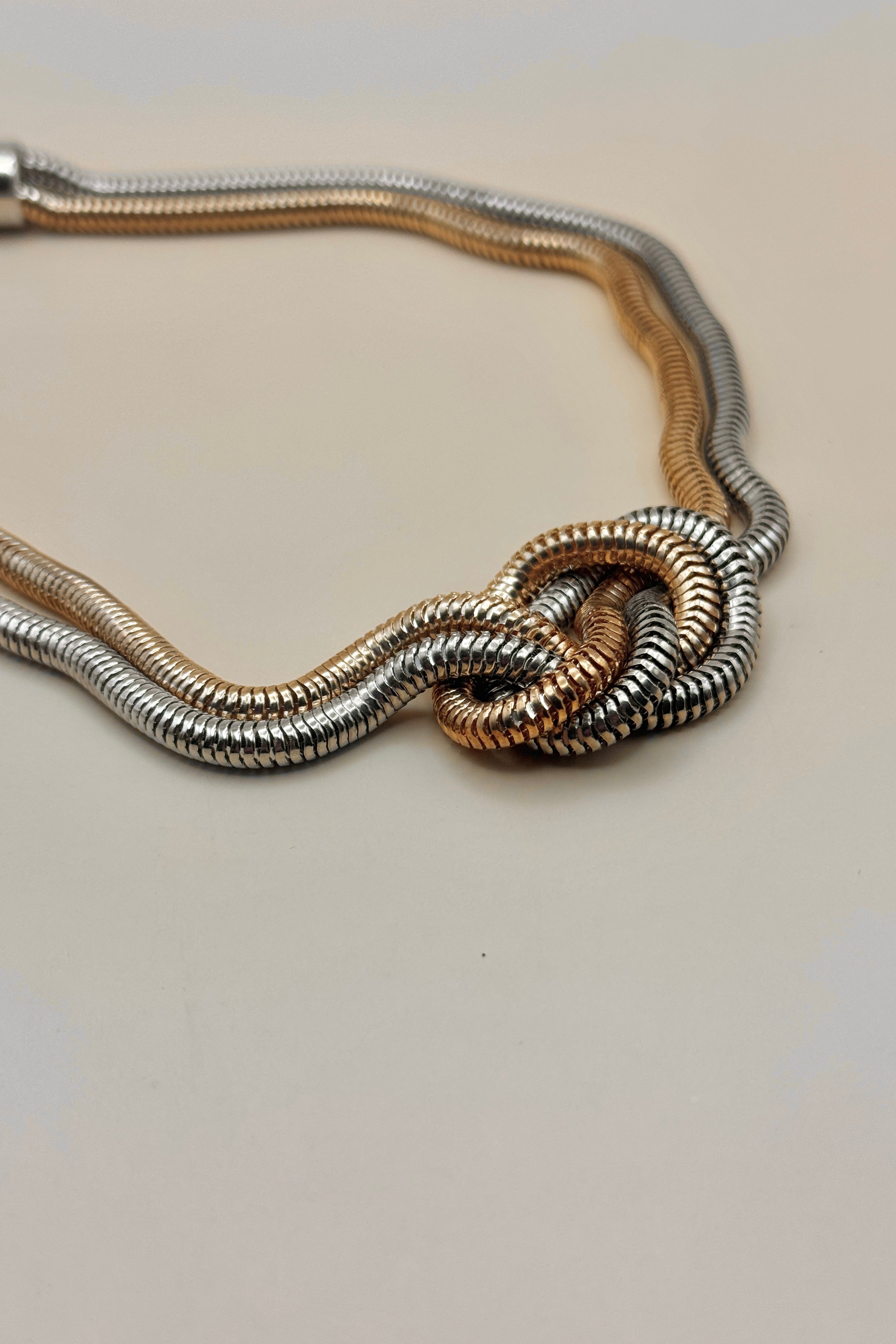 Collar Nudo Bicolor F38