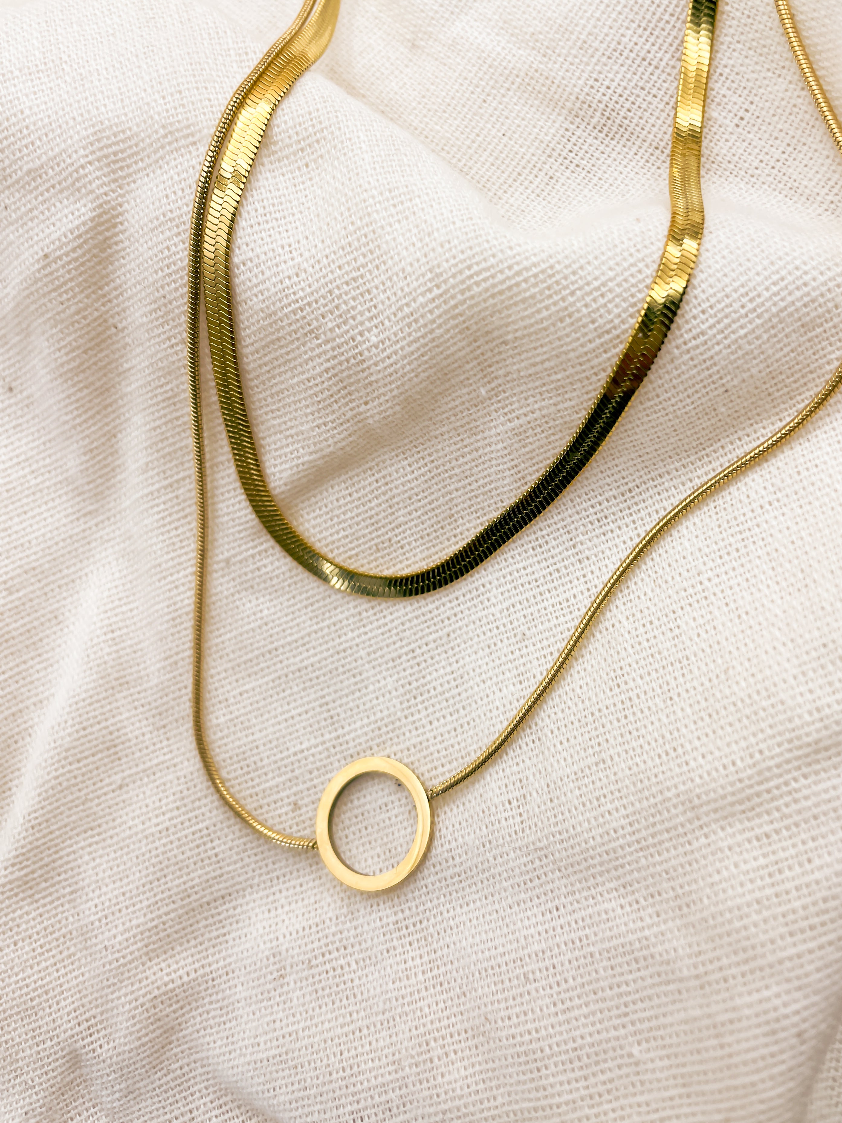 Collar Doble Circulo Dorado J69