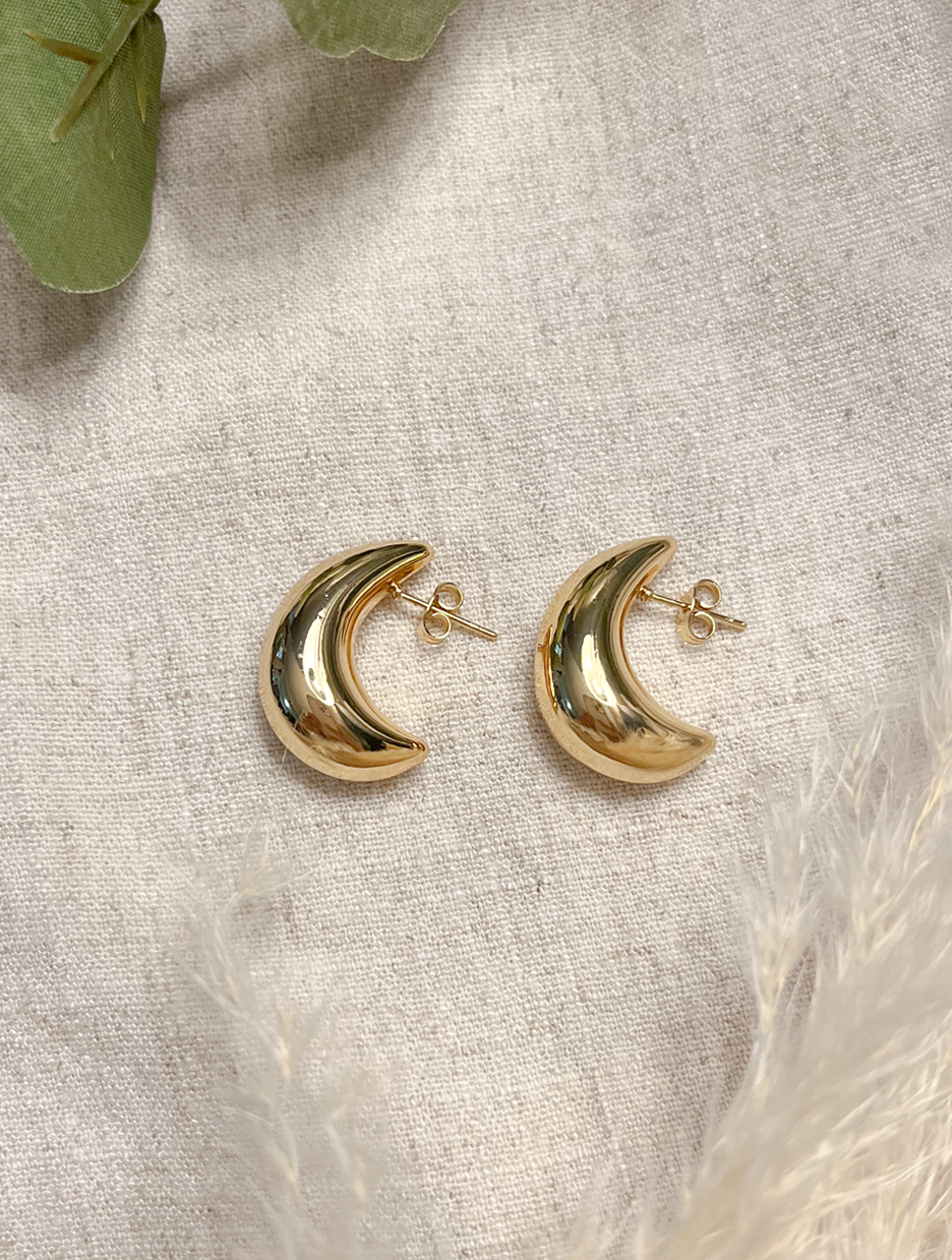 Aretes Media Luna Dorados J11