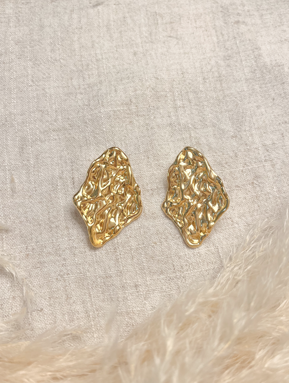 Aretes Asimétricos Dorados J19