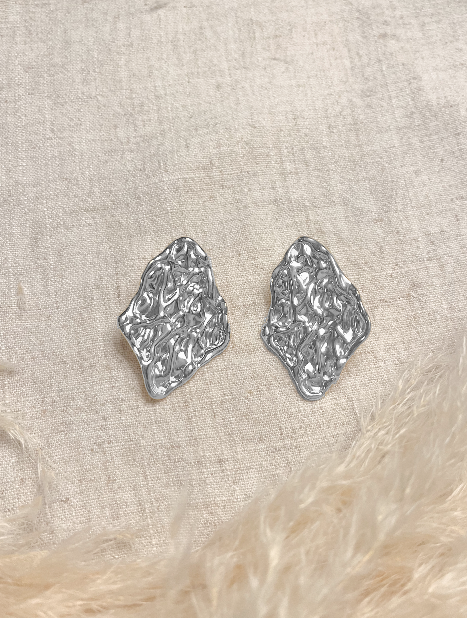 Aretes Asimétricos Plateados J19