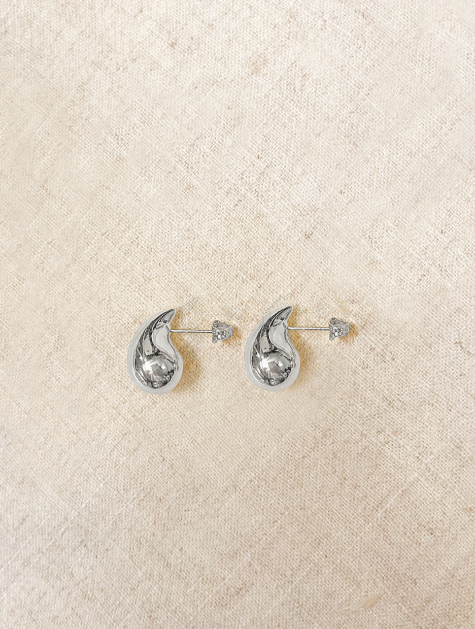 Aretes Mini Gota Plateados J22