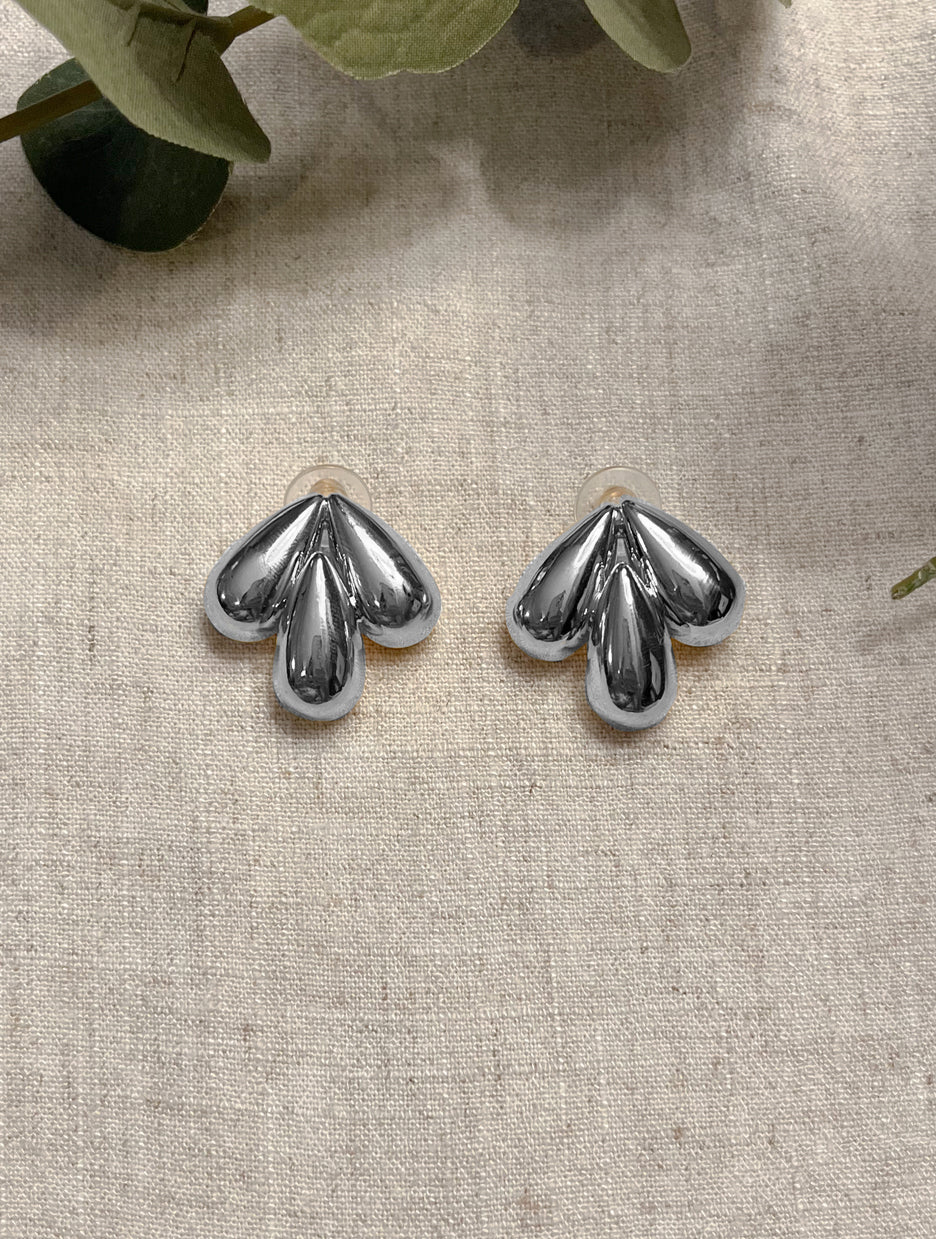 Aretes 3 gotas plateados J2