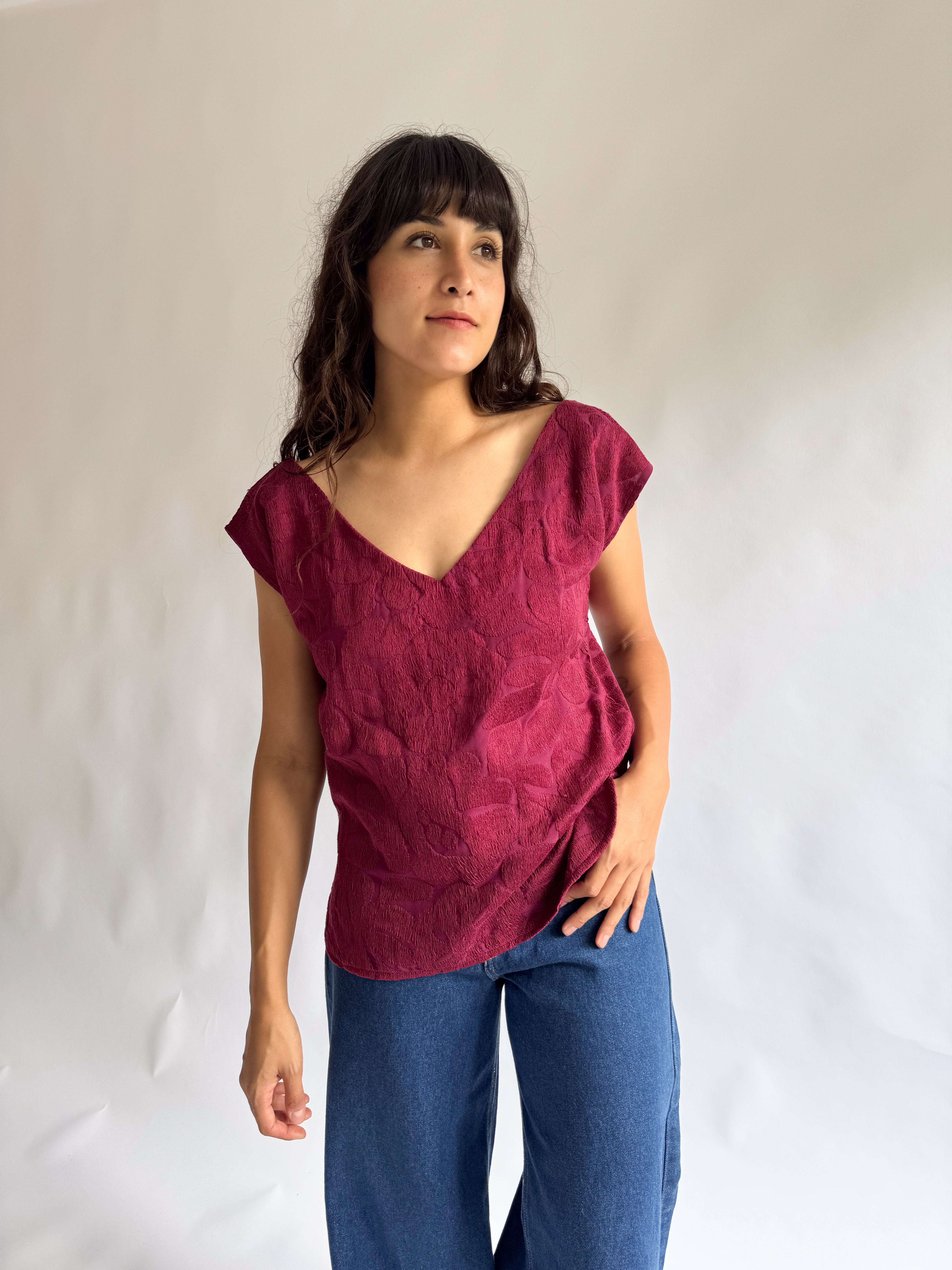 Blusa Jalapa V Tinto Monocromático