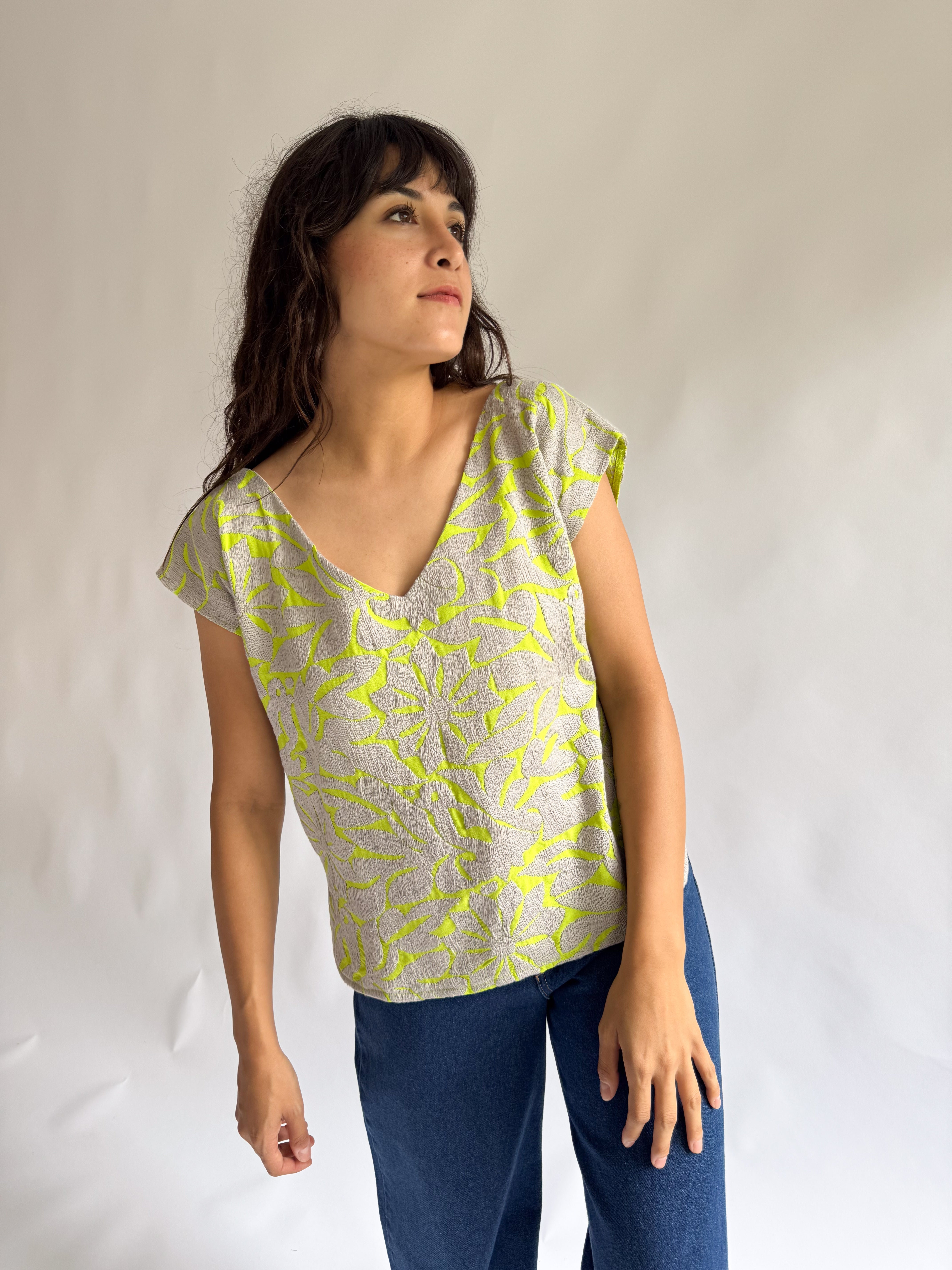 Blusa Jalapa V Neón / Gris