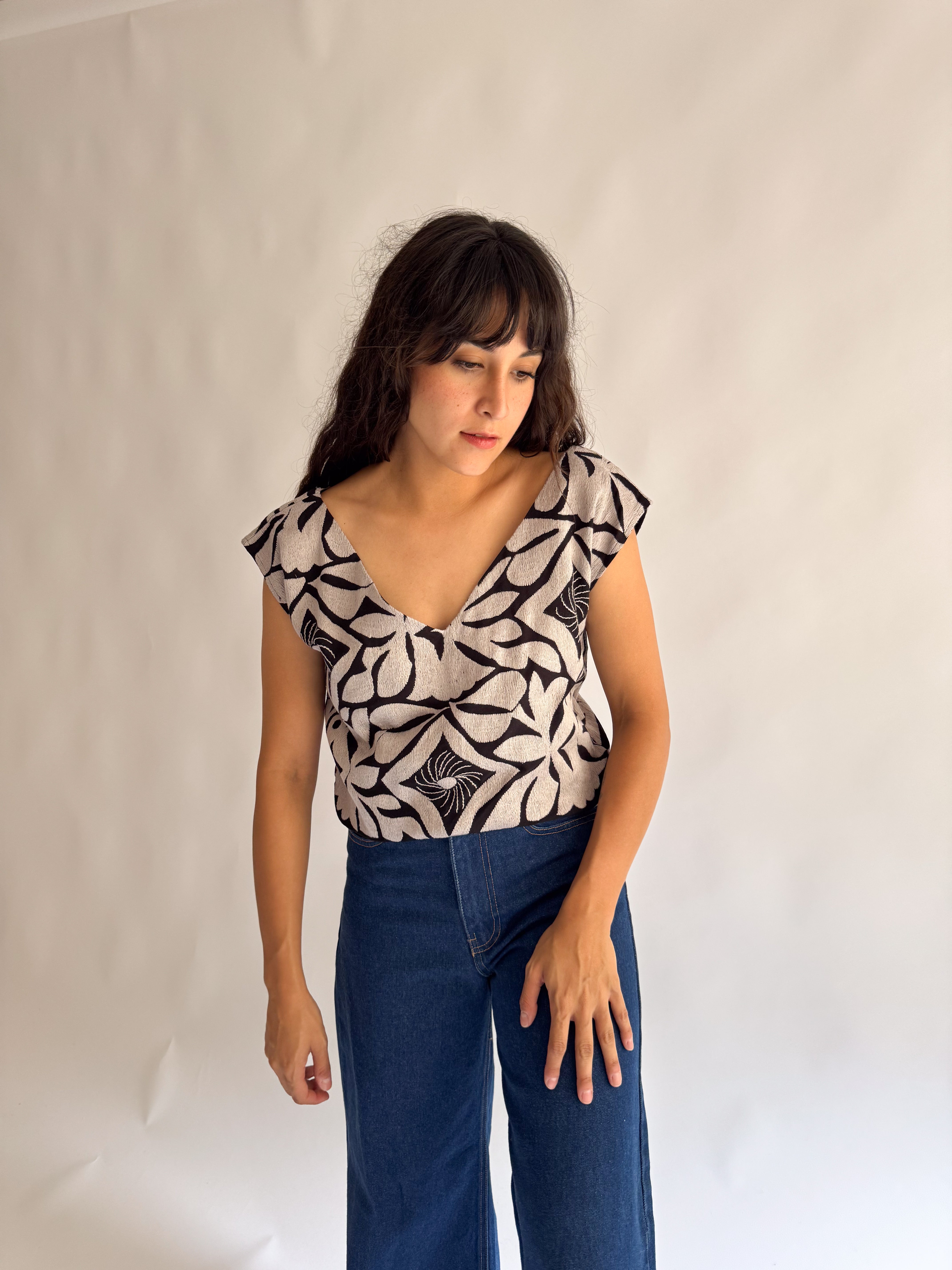 Blusa Jalapa V Negro / Plata