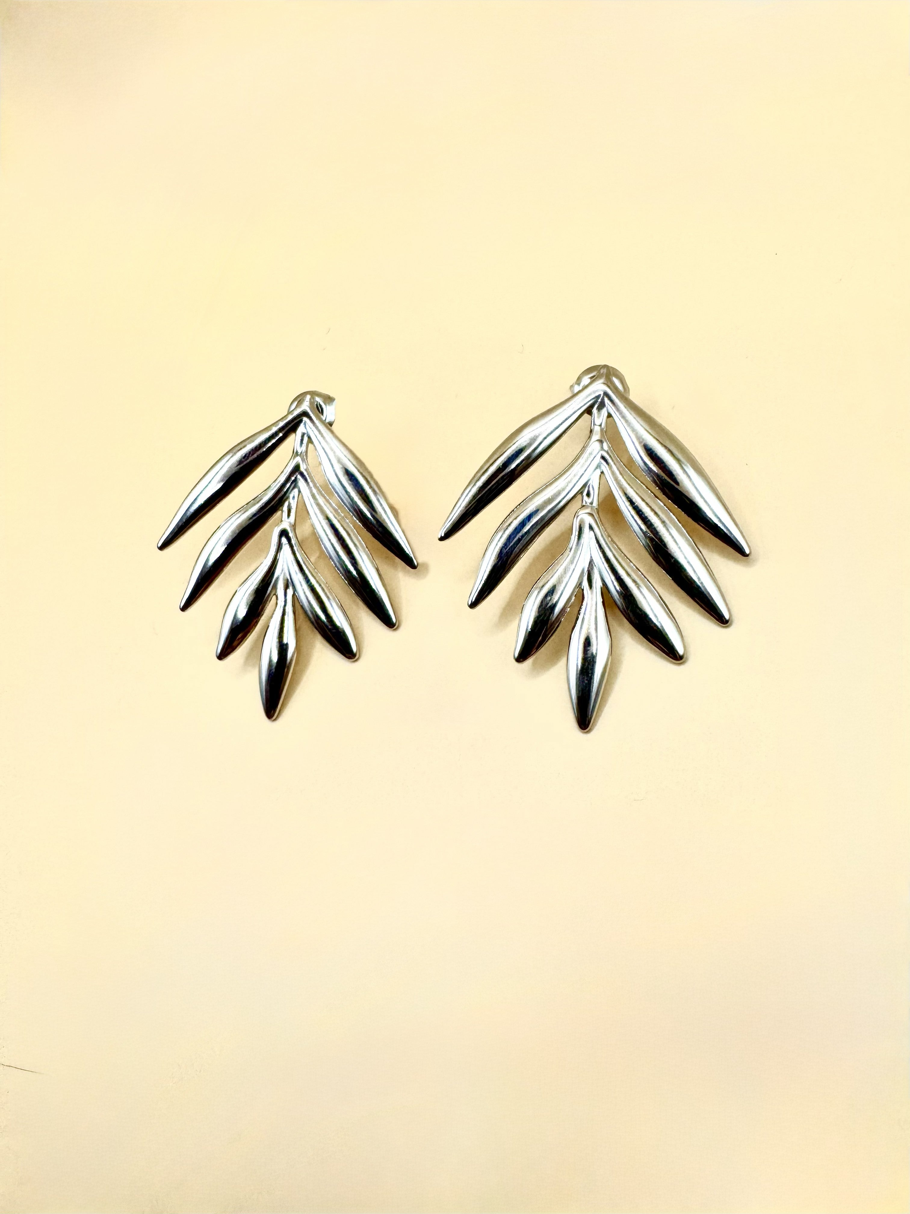 Aretes Olivos Plateados N35