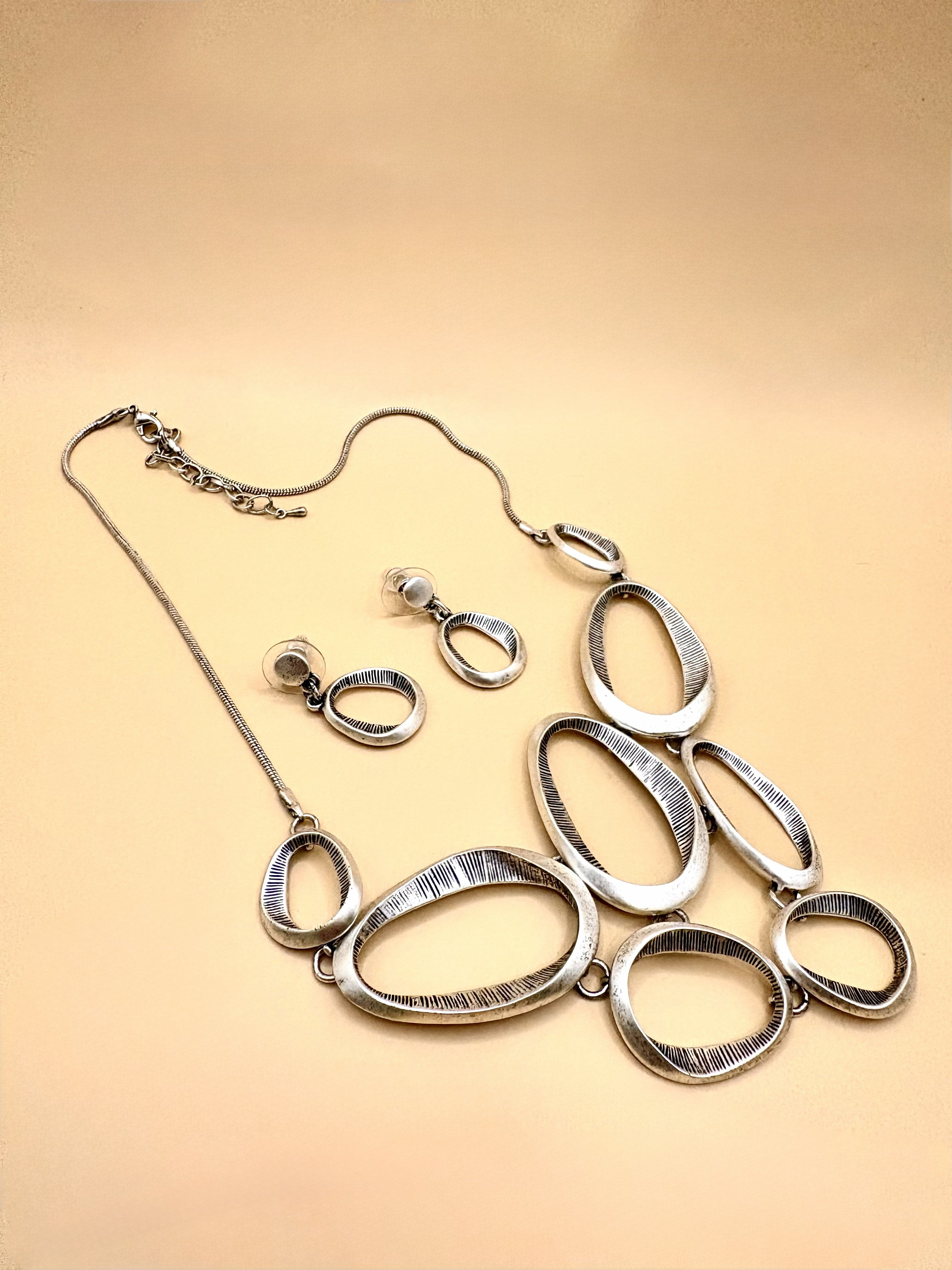 Pink Triple Heart Necklace D44