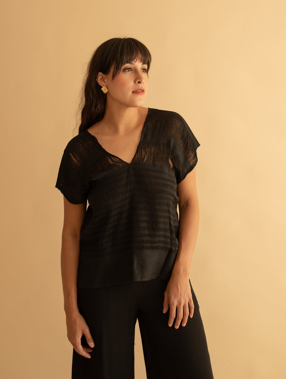 Blusa Deshilada Negra