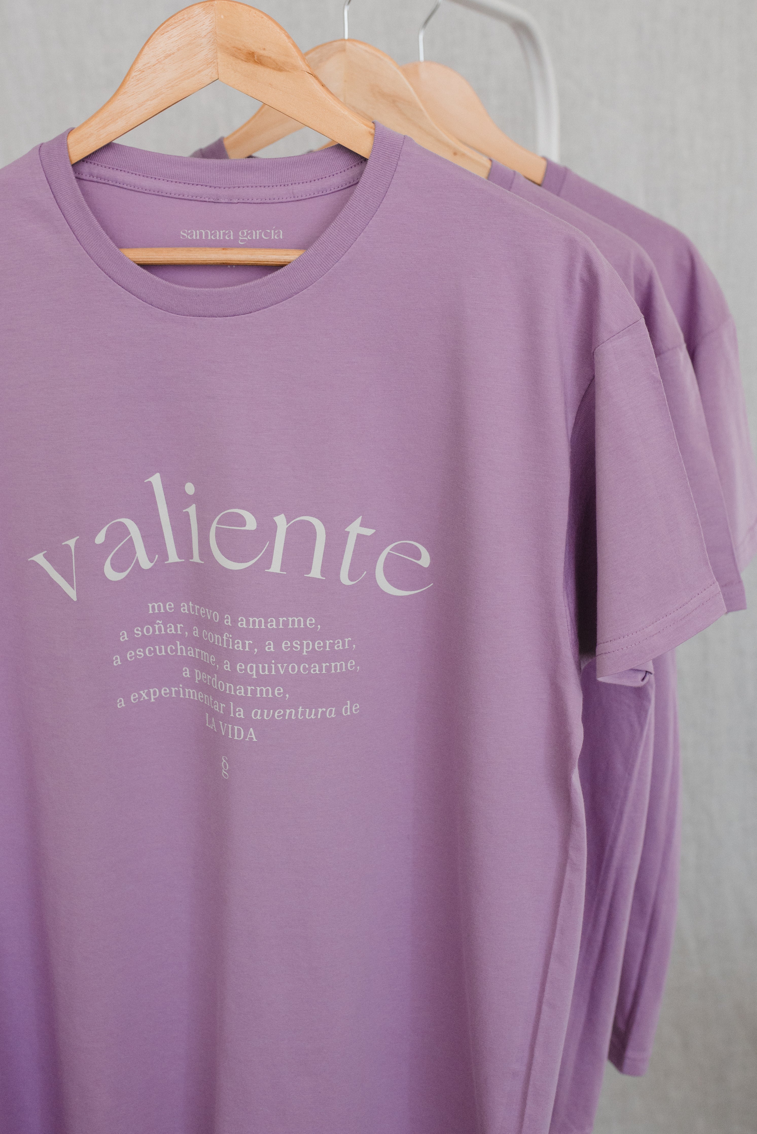 Playera Valiente Lavanda