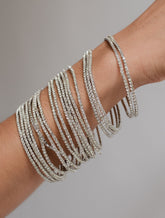 Pulseras de Brillo Plateadas D2
