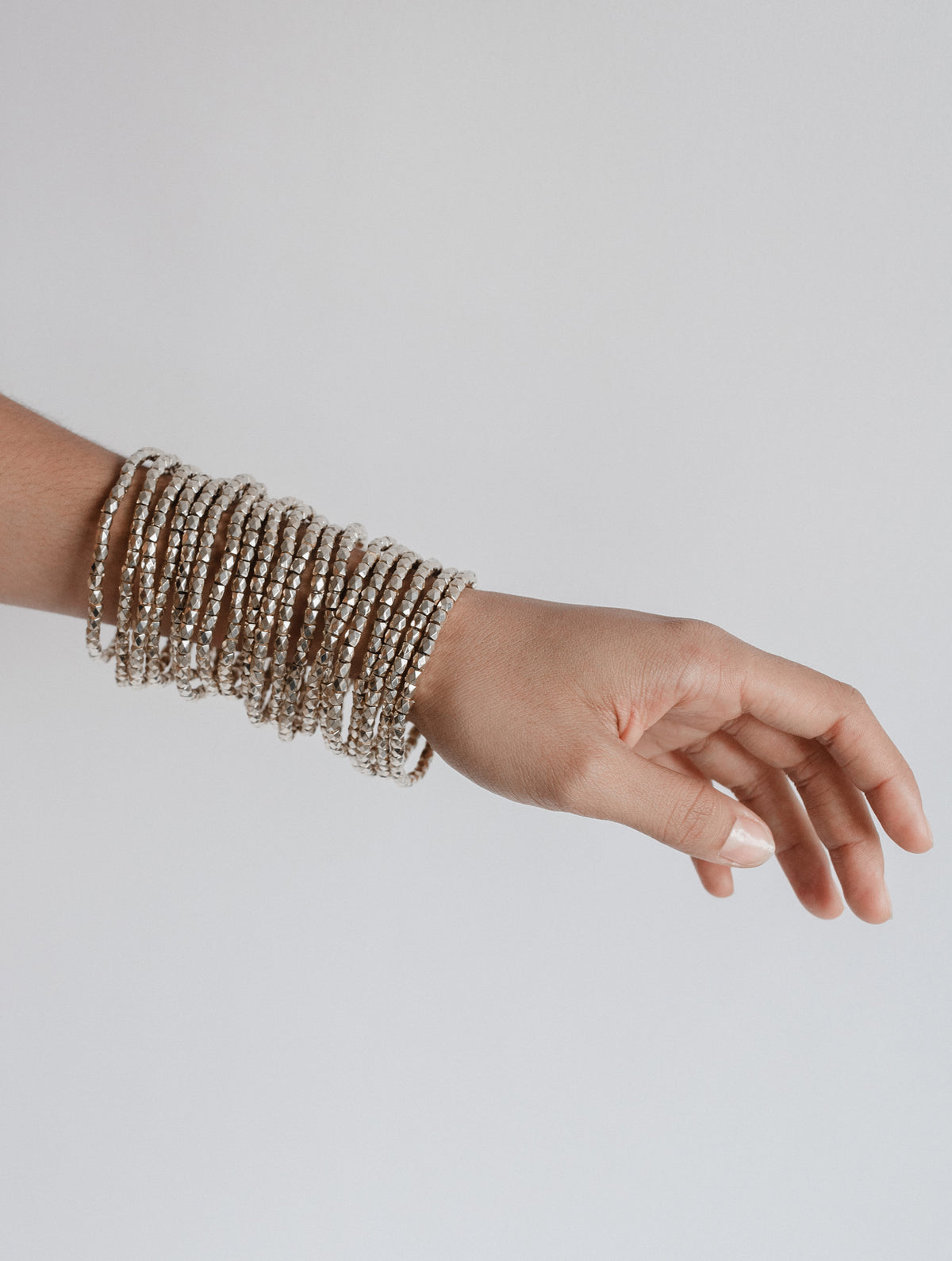 Set Pulseras Romanas Plateadas D58