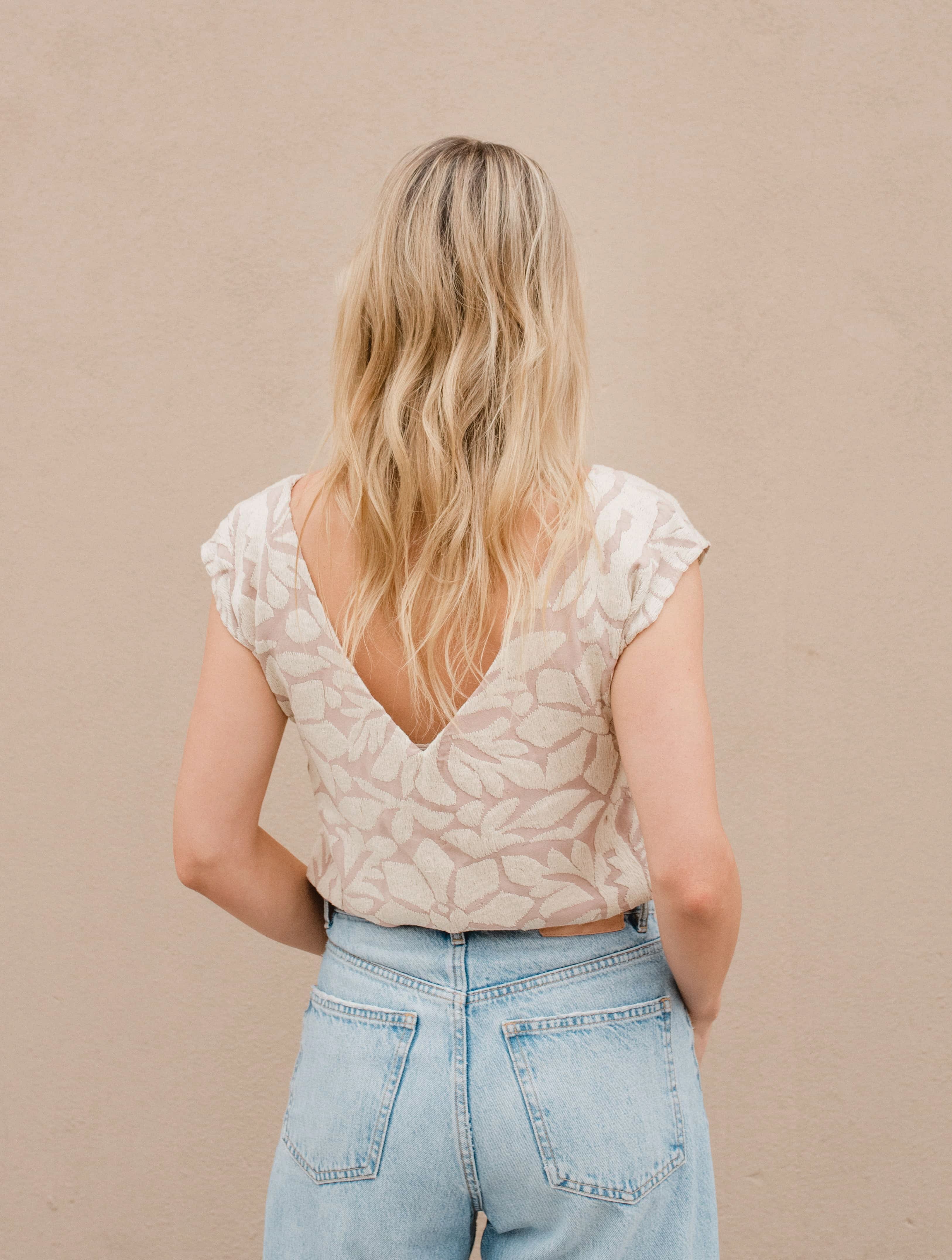 Jalapa V Bone Nude Blouse